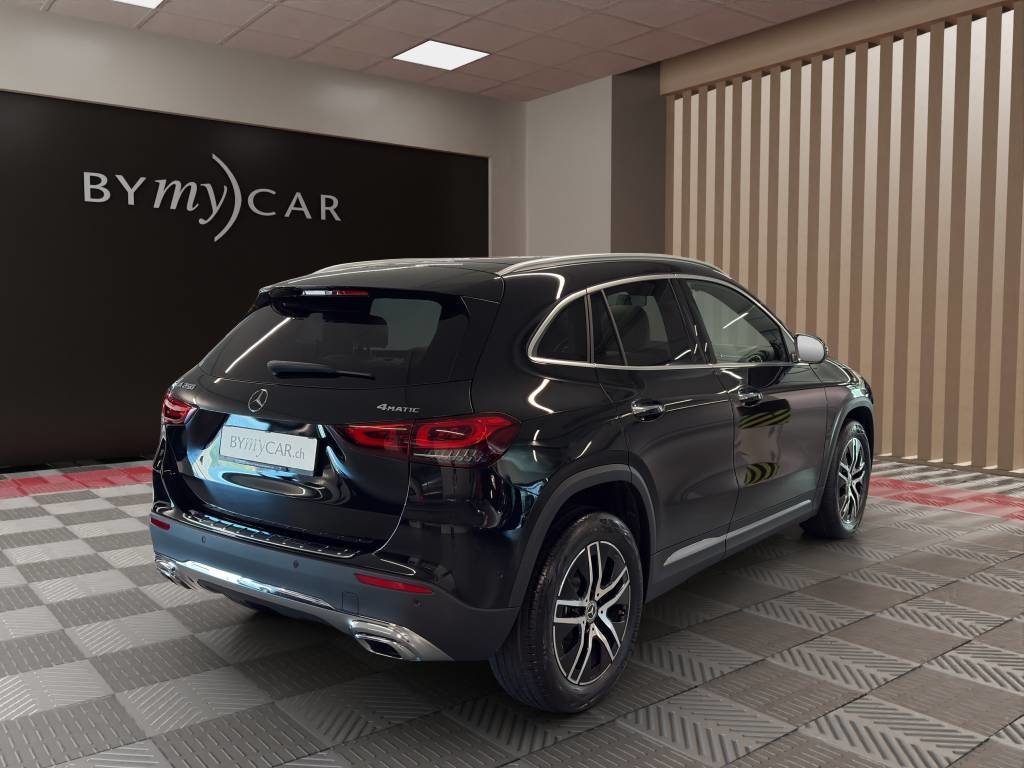 MERCEDES-BENZ GLA 250 4Matic Progressive 8G-DCT, Benzin, Occasion / Gebraucht, Automatik - 3