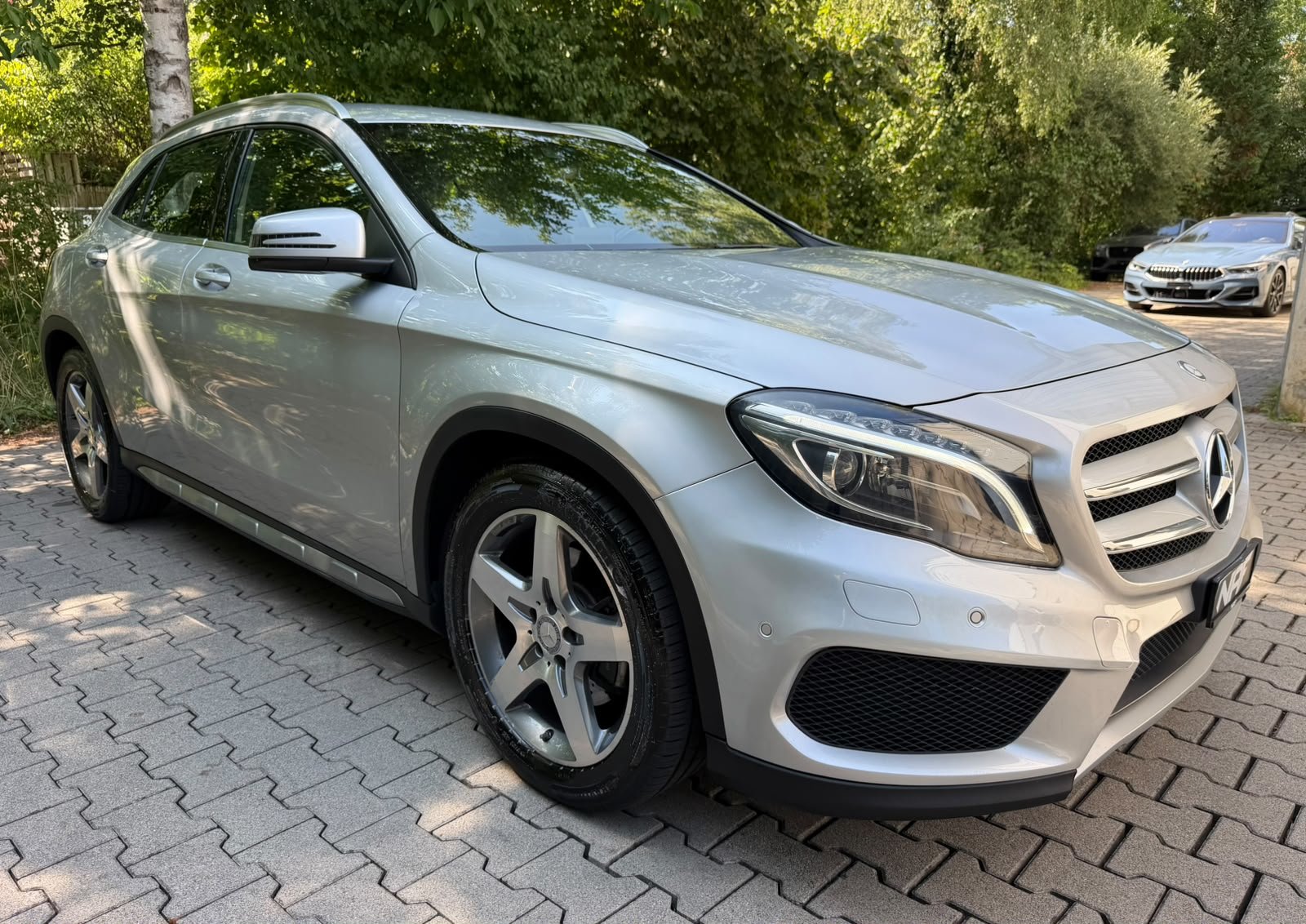 MERCEDES-BENZ GLA 250 AMG Line 4Matic 7G-DCT, Benzin, Occasion / Gebraucht, Automatik - 7