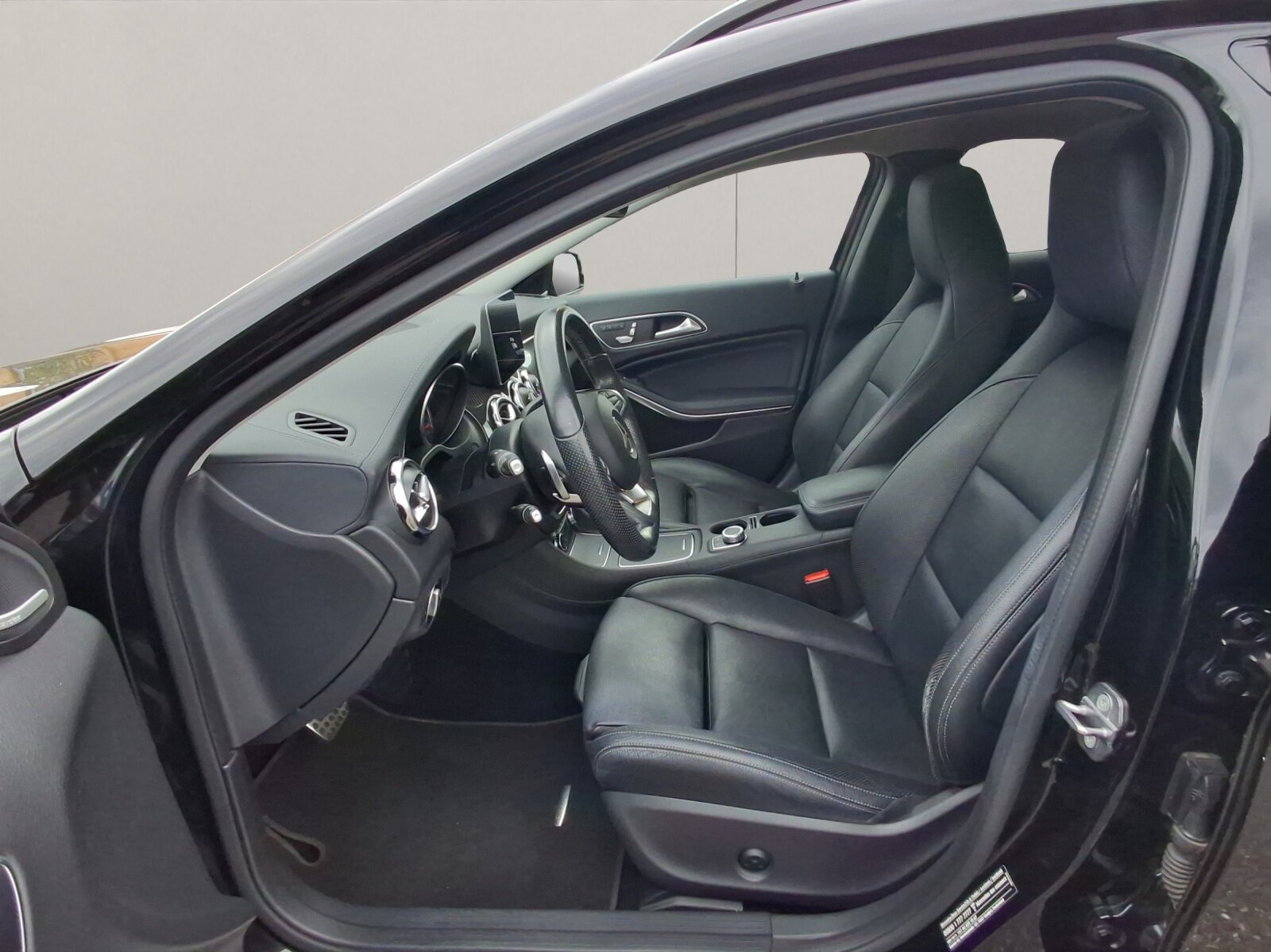 MERCEDES-BENZ Classe GLA X156 GLA 250 AMG Line 4m, Petrol, Second hand / Used, Automatic - 6