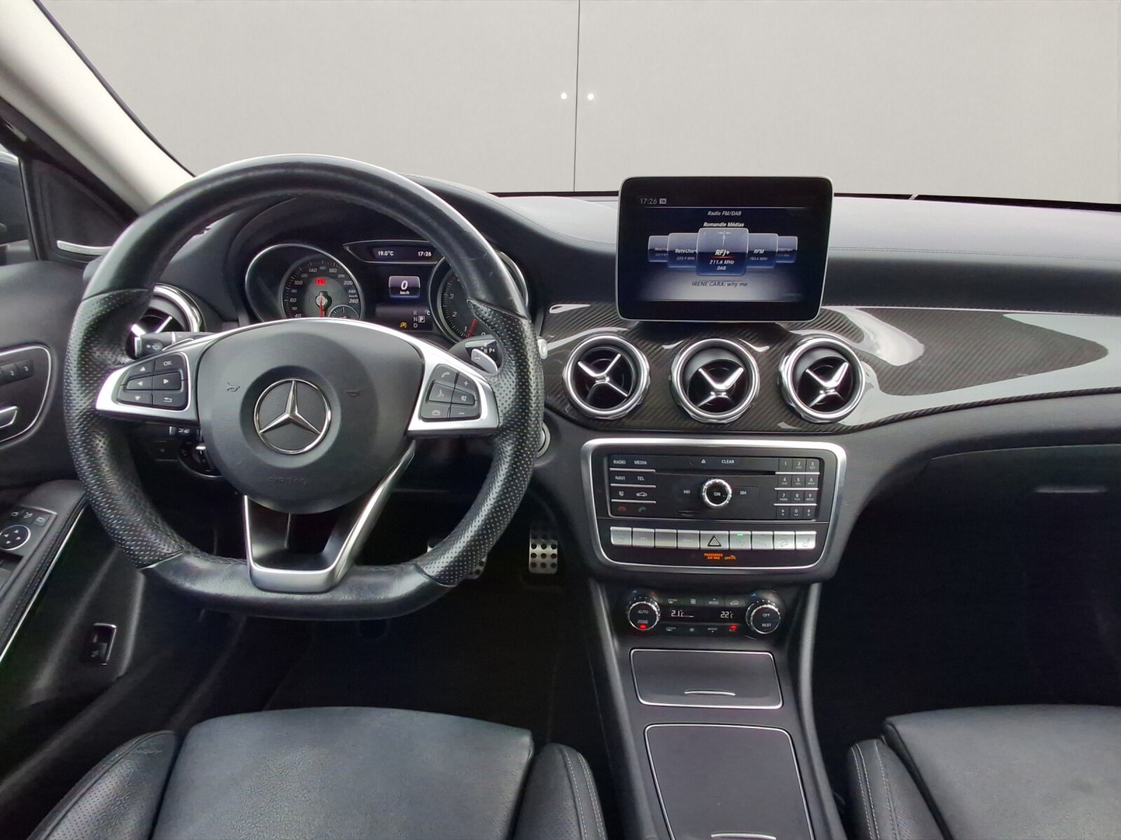 MERCEDES-BENZ Classe GLA X156 GLA 250 AMG Line 4m, Petrol, Second hand / Used, Automatic - 7