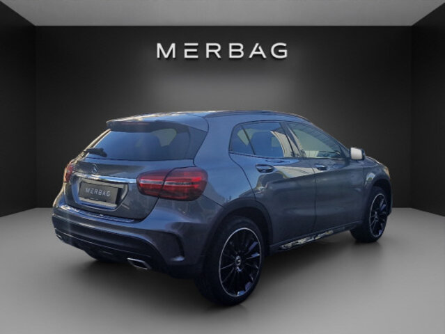 MERCEDES-BENZ GLA 250 AMG Line 4Matic, Essence, Occasion / Utilisé, Automatique - 4