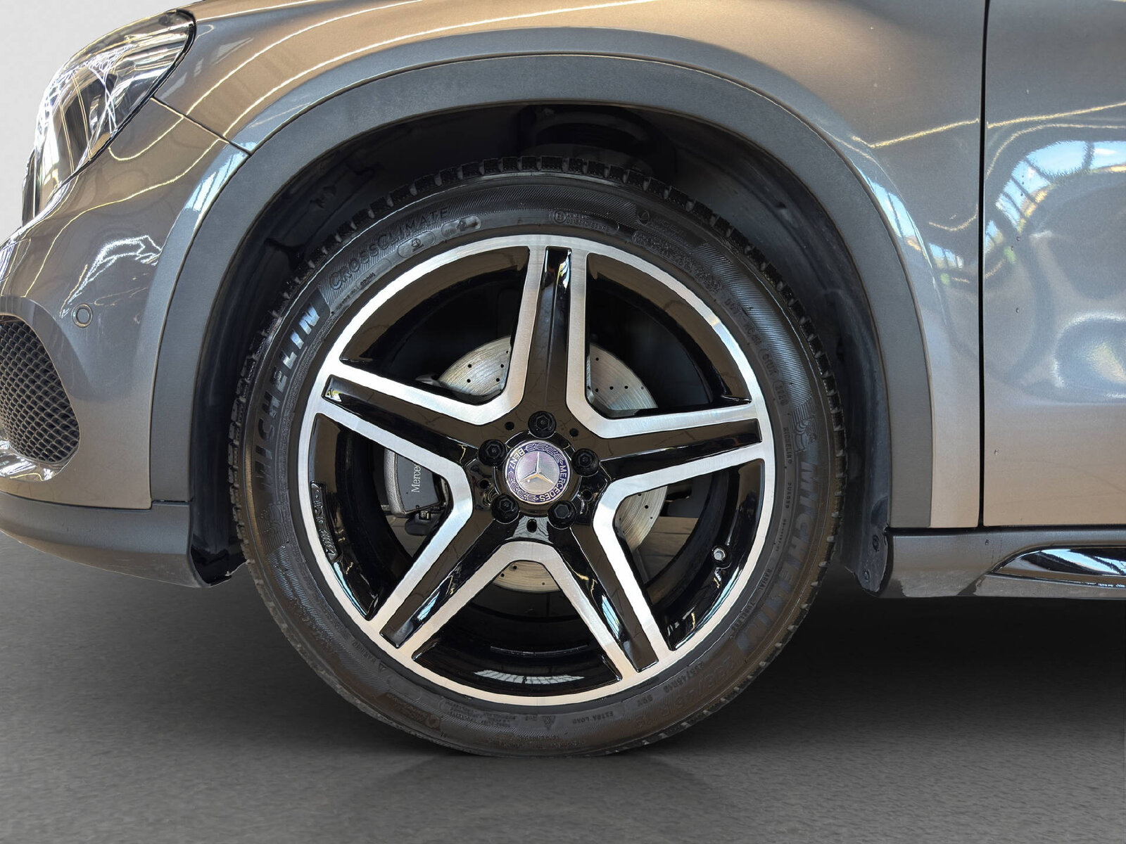 MERCEDES-BENZ GLA 250 AMG Line 4MATIC, Petrol, Second hand / Used, Automatic - 6