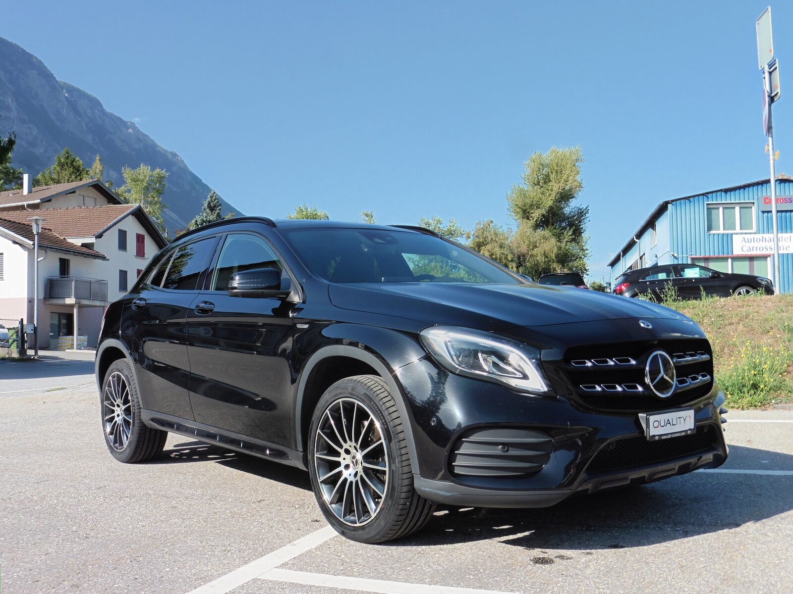 MERCEDES-BENZ GLA 250 AMG Line 4Matic 7G-DCT