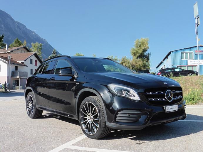 MERCEDES-BENZ GLA 250 AMG Line 4Matic 7G-DCT, Benzin, Occasion / Gebraucht, Automatik