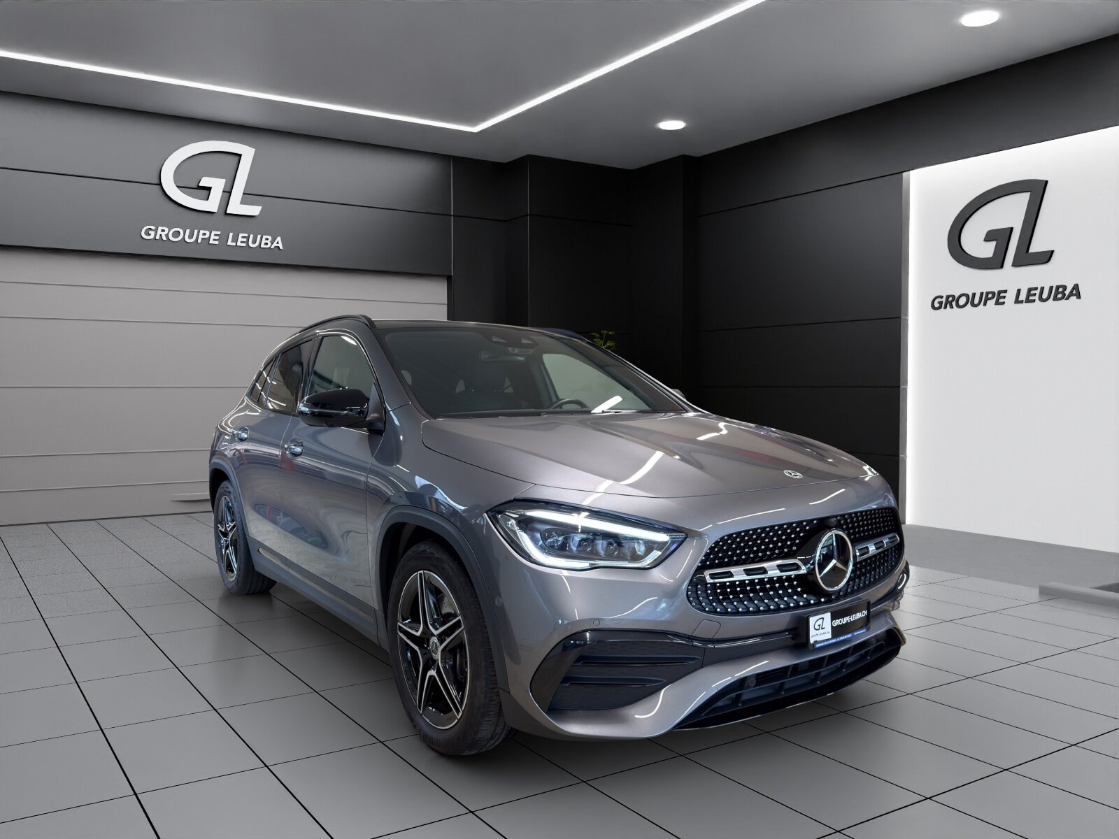 MERCEDES-BENZ GLA 250 AMG Line 4Matic