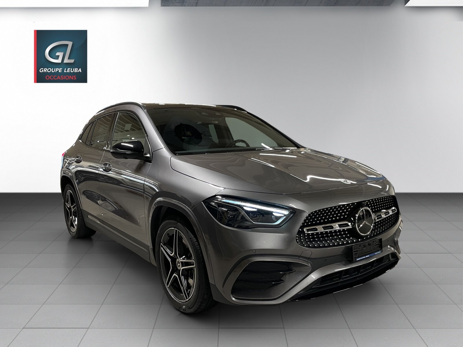 MERCEDES-BENZ GLA 250 AMG Line 8G-DCT