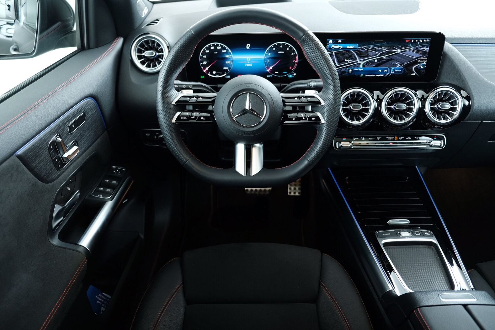 MERCEDES-BENZ GLA 250 AMG Line 4matic Swiss Star  H247, Hybride Léger Essence/Électricité, Occasion / Utilisé, Automatique - 6