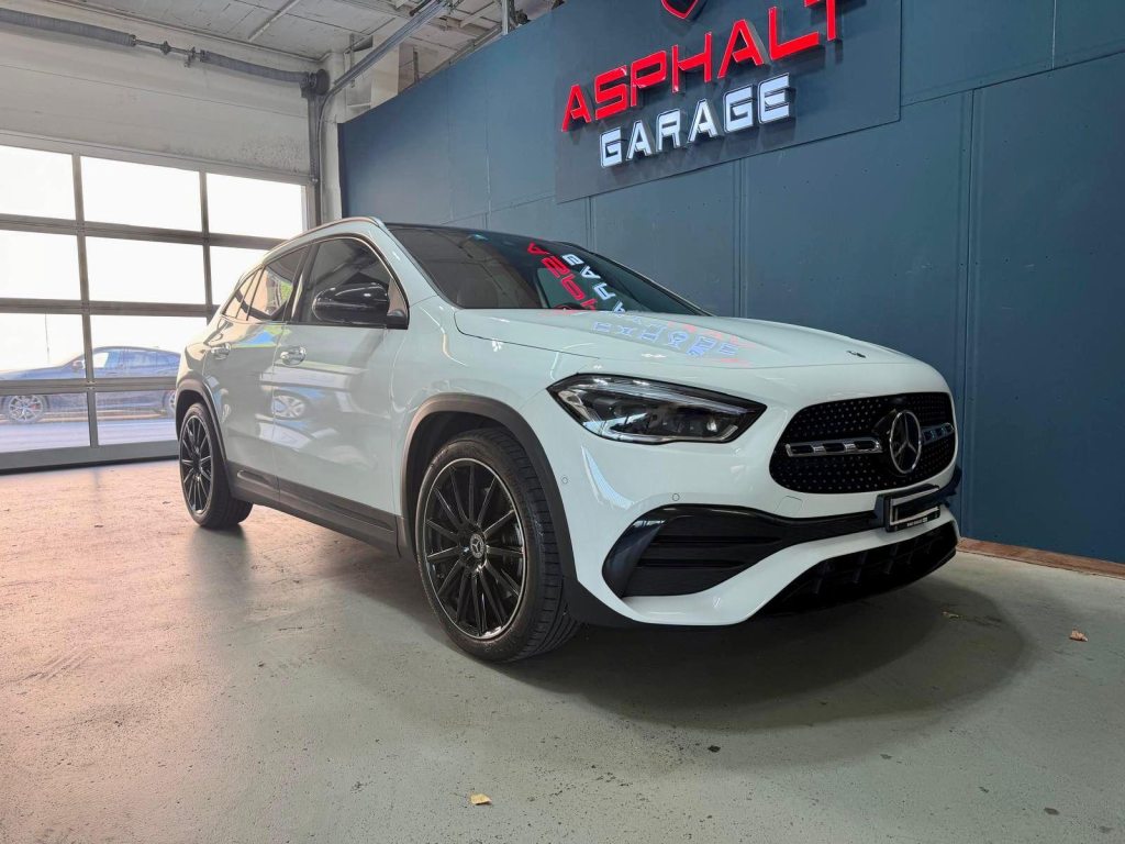MERCEDES-BENZ GLA 250 AMG Line 4matic