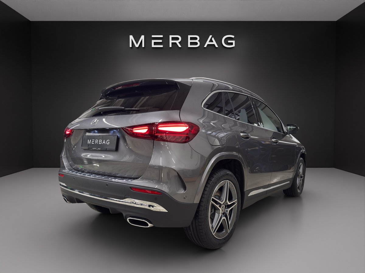 MERCEDES-BENZ GLA 250 e EQ Star 8G-DCT, Plug-in-Hybrid Petrol/Electric, Ex-demonstrator, Automatic - 3