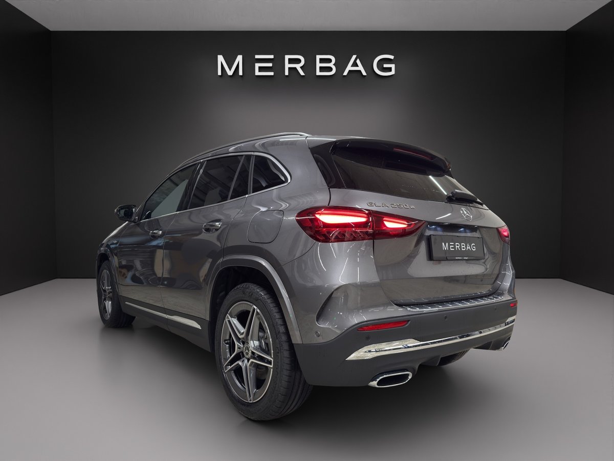 MERCEDES-BENZ GLA 250 e EQ Star 8G-DCT, Plug-in-Hybrid Petrol/Electric, Ex-demonstrator, Automatic - 5
