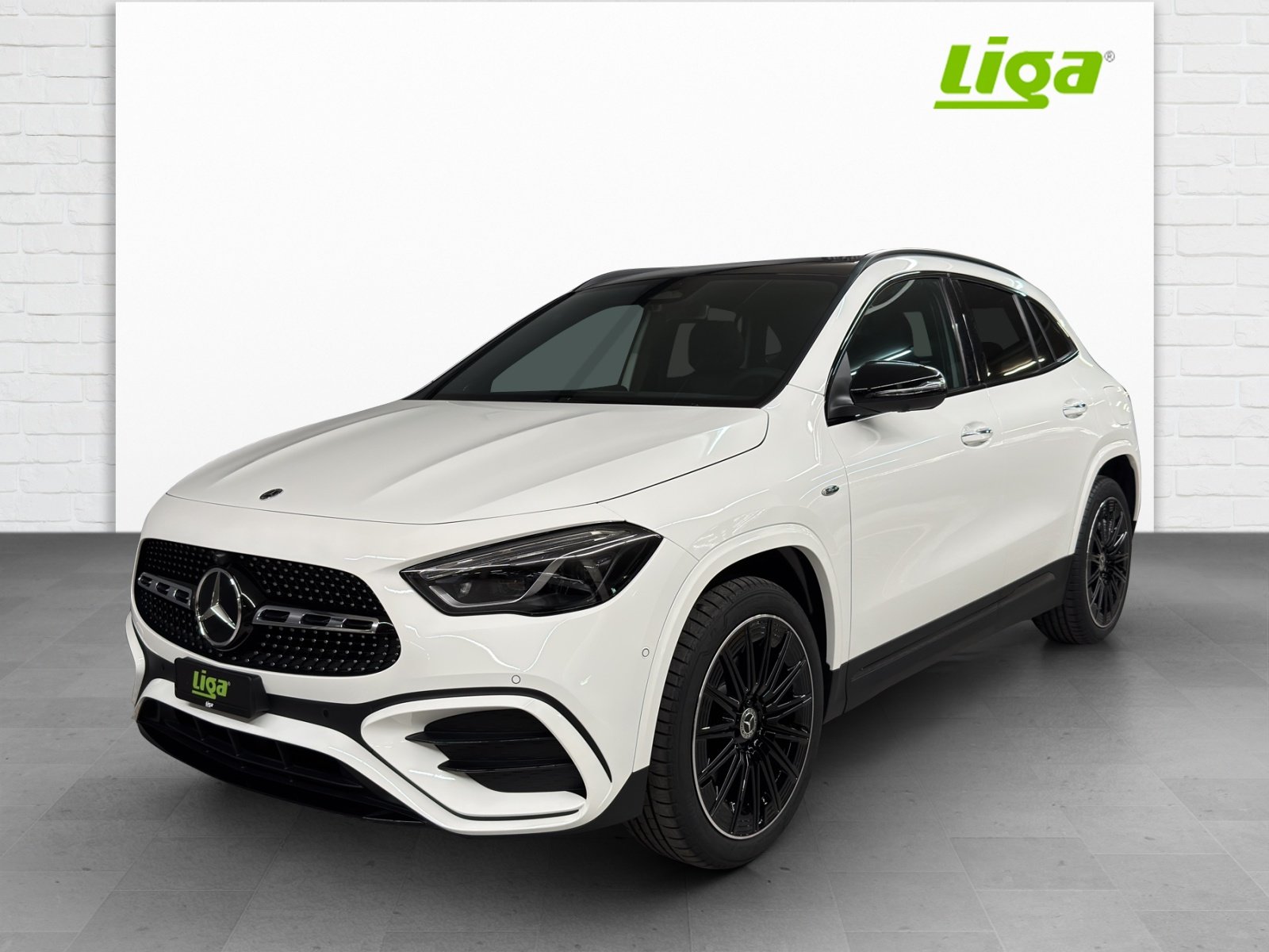 MERCEDES-BENZ GLA 250 e AMG Line EQ Hybrid Technology, Plug-in-Hybrid Benzina/Elettrica, Auto dimostrativa, Automatico - 2