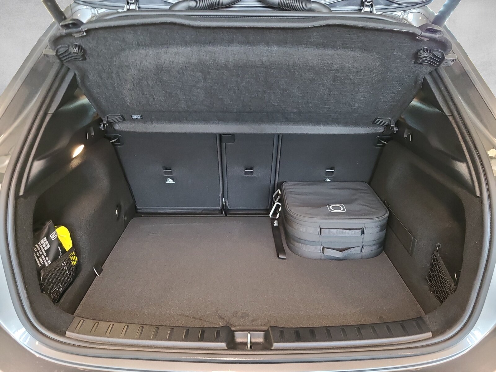 MERCEDES-BENZ GLA 250 e AMG EQ Star, Hybride Rechargeable Essence/Électricité, Voiture de démonstration, Automatique - 6
