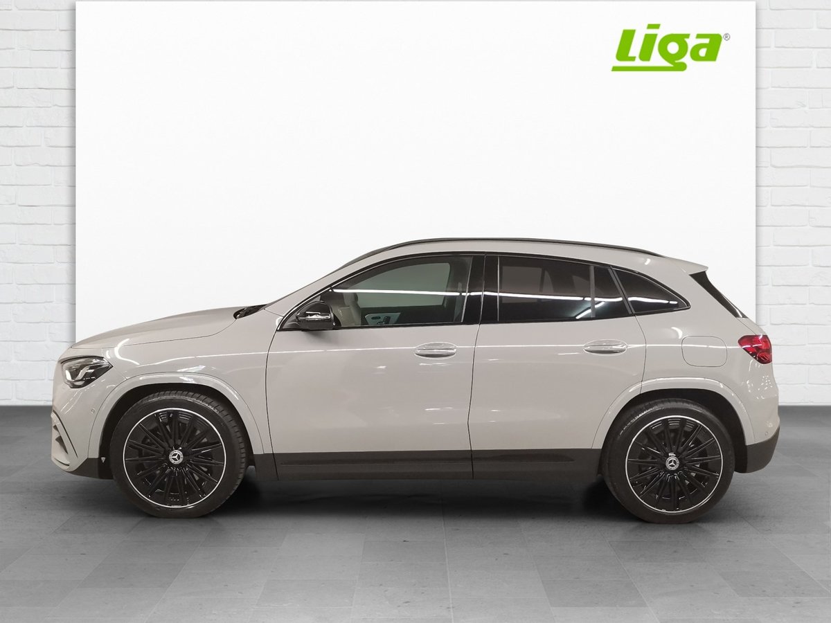 MERCEDES-BENZ GLA 250 Swiss Star, Hybride Léger Essence/Électricité, Voiture nouvelle, Automatique