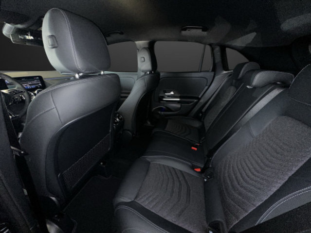 MERCEDES-BENZ GLA 250 4Matic Swiss Star, Mild-Hybrid Petrol/Electric, New car, Automatic - 7