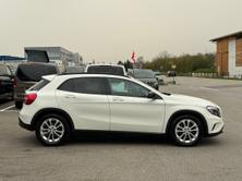 MERCEDES-BENZ GLA 250 Urban 4Matic 7G-DCT, Petrol, Second hand / Used, Automatic - 4