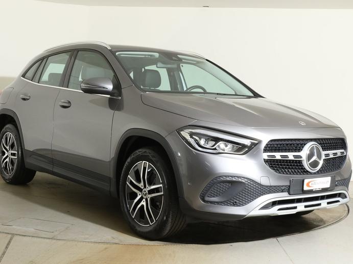MERCEDES-BENZ GLA 250 e Progressive 8G-DCT, Plug-in-Hybrid Petrol/Electric, Second hand / Used, Automatic