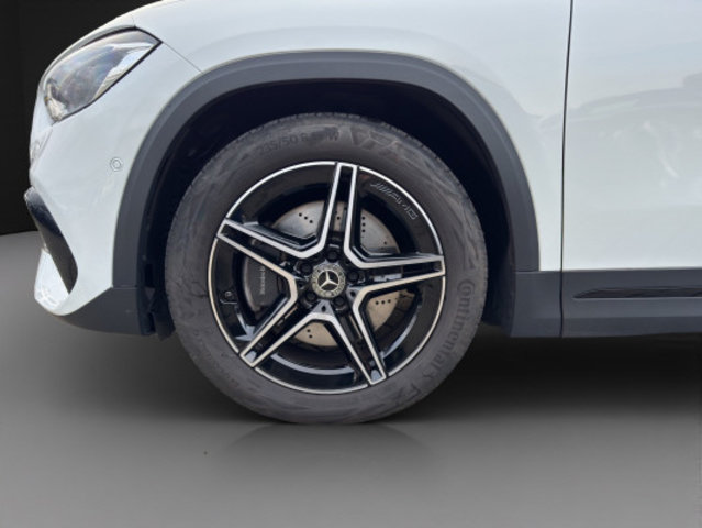 MERCEDES-BENZ GLA 250 AMG Line 4Matic, Petrol, Second hand / Used, Automatic - 7