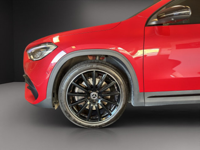 MERCEDES-BENZ GLA 250 AMG Line 4Matic, Essence, Occasion / Utilisé, Automatique - 5