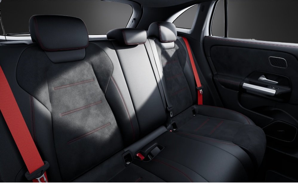 MERCEDES-BENZ GLA AMG 35 4Matic 8G-DCT, Mild-Hybrid Benzin/Elektro, Neuwagen, Automatik - 7