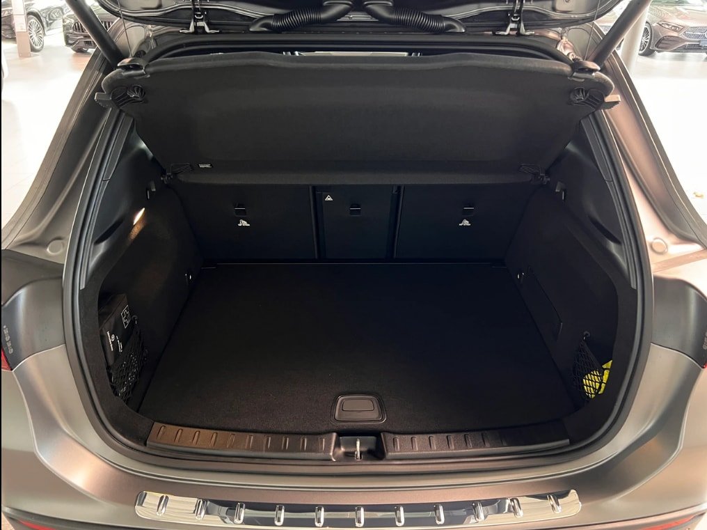 MERCEDES-BENZ GLA 35 AMG 4matic, Mild-Hybrid Benzin/Elektro, Neuwagen, Automatik - 7