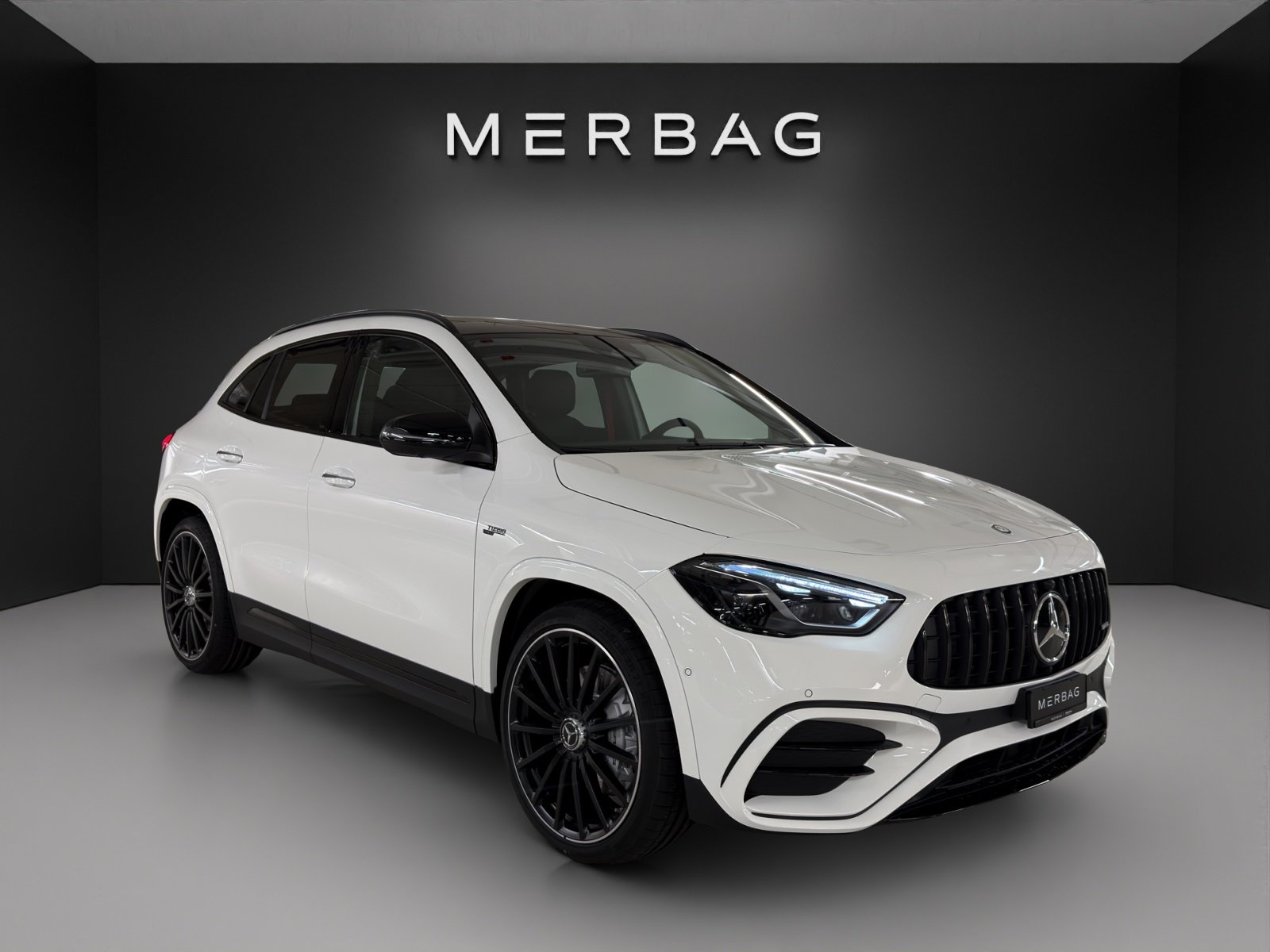 MERCEDES-BENZ GLA AMG 35 4Matic 8G-DCT