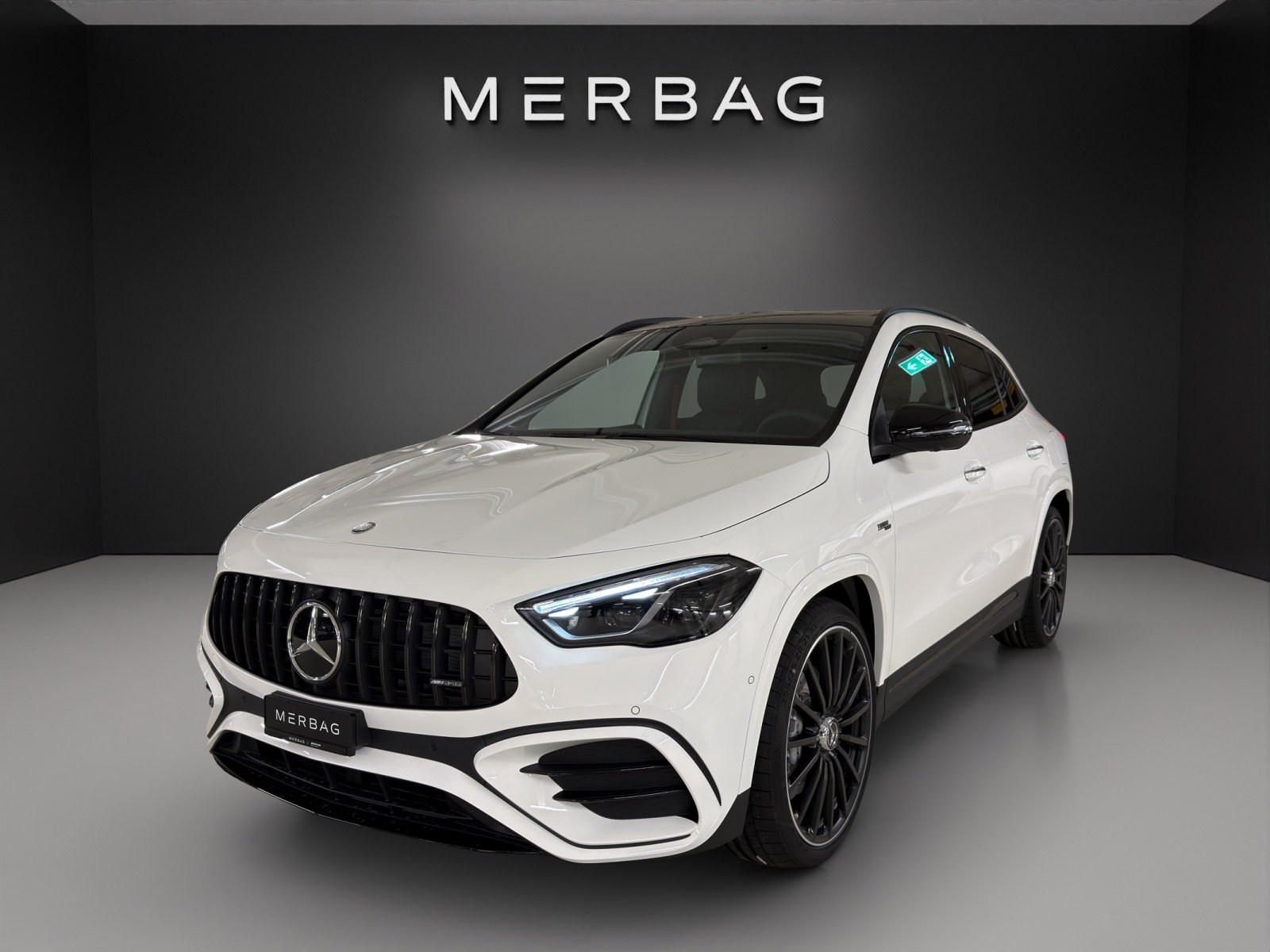 MERCEDES-BENZ GLA AMG 35 4Matic 8G-DCT, Mild-Hybrid Petrol/Electric, New car, Automatic - 3