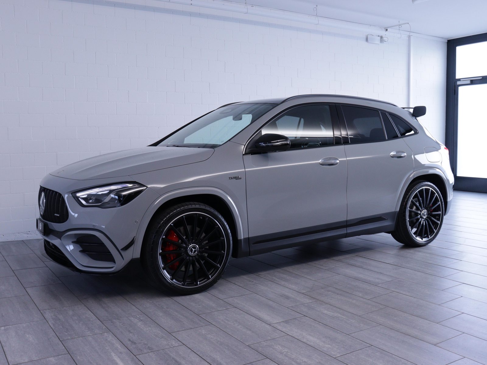 MERCEDES-BENZ GLA 35 AMG 4matic, Mild-Hybrid Benzin/Elektro, Neuwagen, Automatik - 2