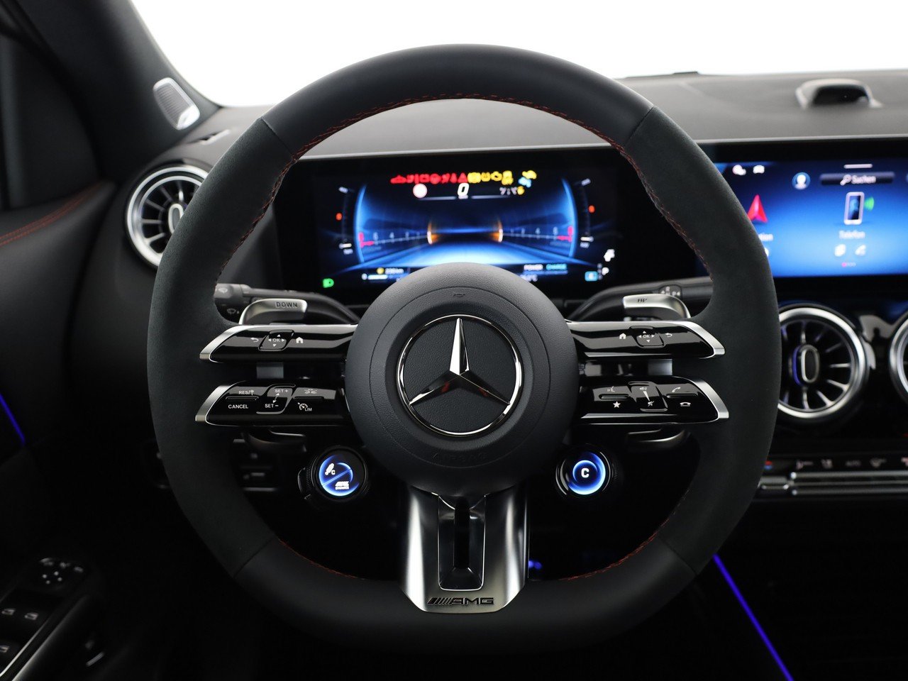 MERCEDES-BENZ GLA AMG 35 4Matic 8G-DCT, Mild-Hybrid Benzin/Elektro, Neuwagen, Automatik - 6