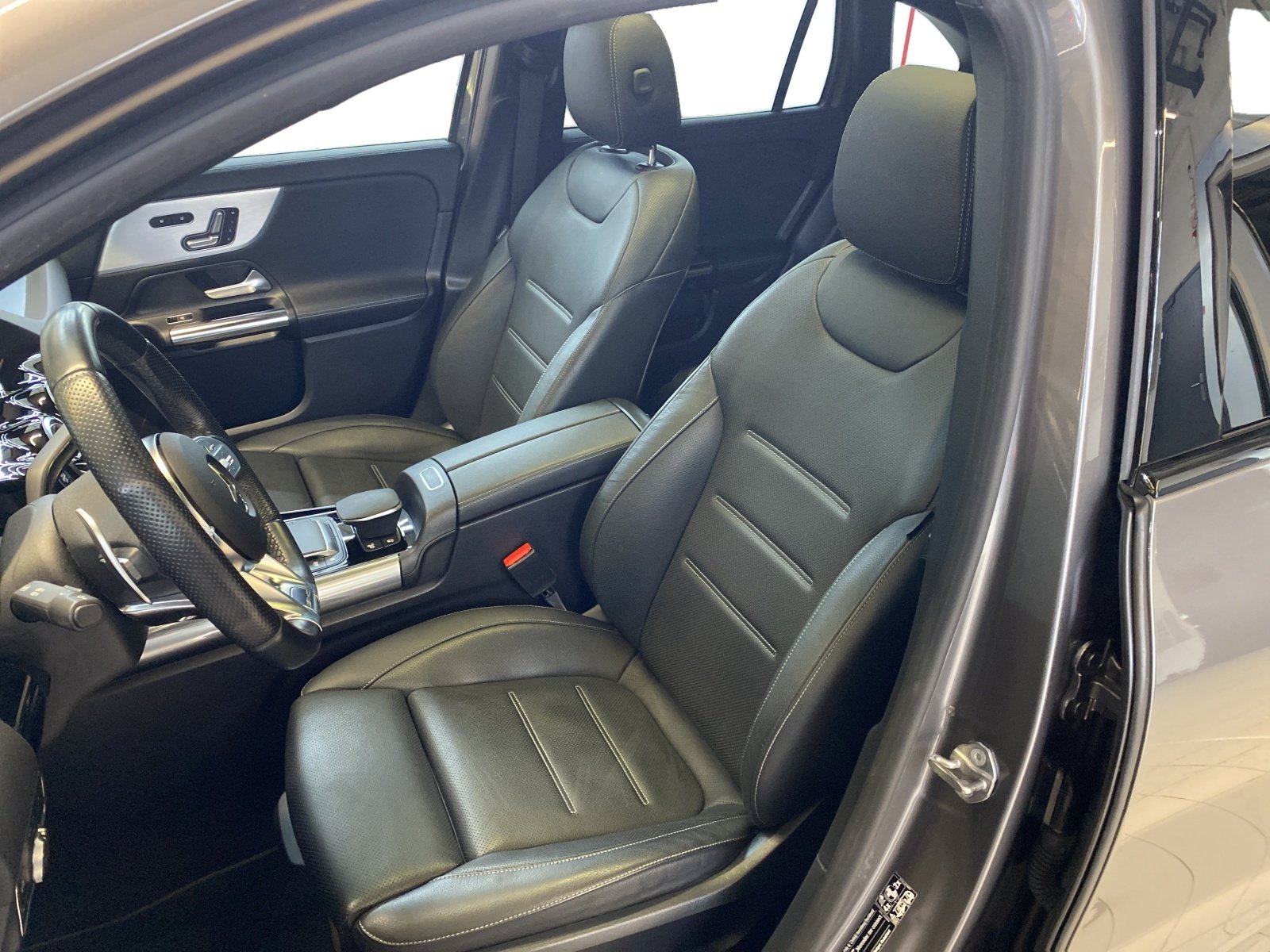 MERCEDES-BENZ GLA 35 AMG 4MATIC, Petrol, Second hand / Used, Automatic - 7