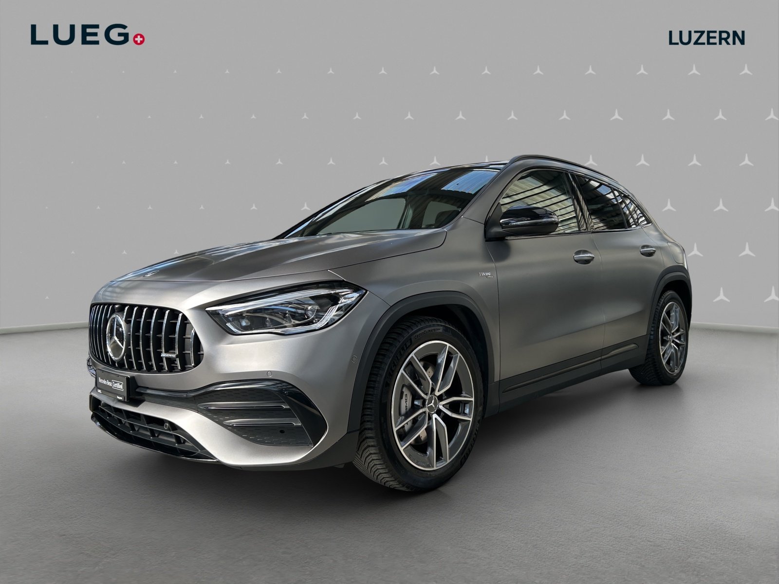 MERCEDES-BENZ GLA 35 AMG 4Matic 8G-Speedshift DCT
