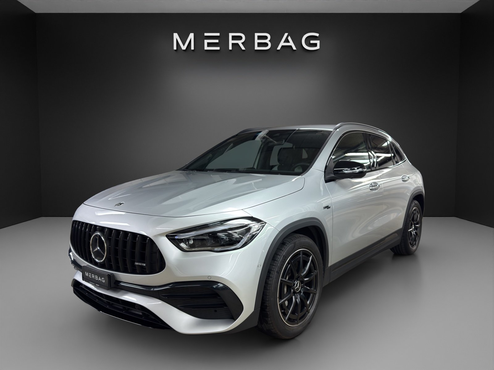 MERCEDES-BENZ GLA 35 AMG 4Matic
