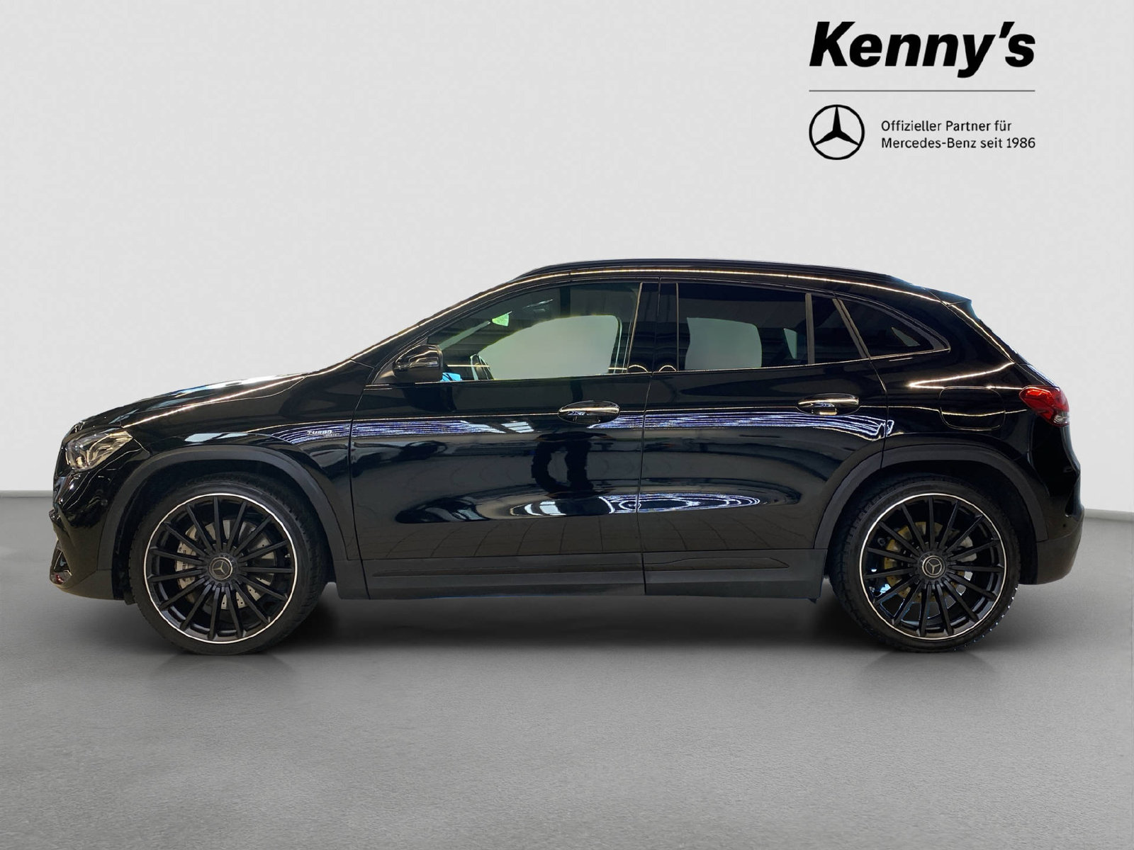 MERCEDES-BENZ GLA 35 AMG 4MATIC, Petrol, Second hand / Used, Automatic - 3