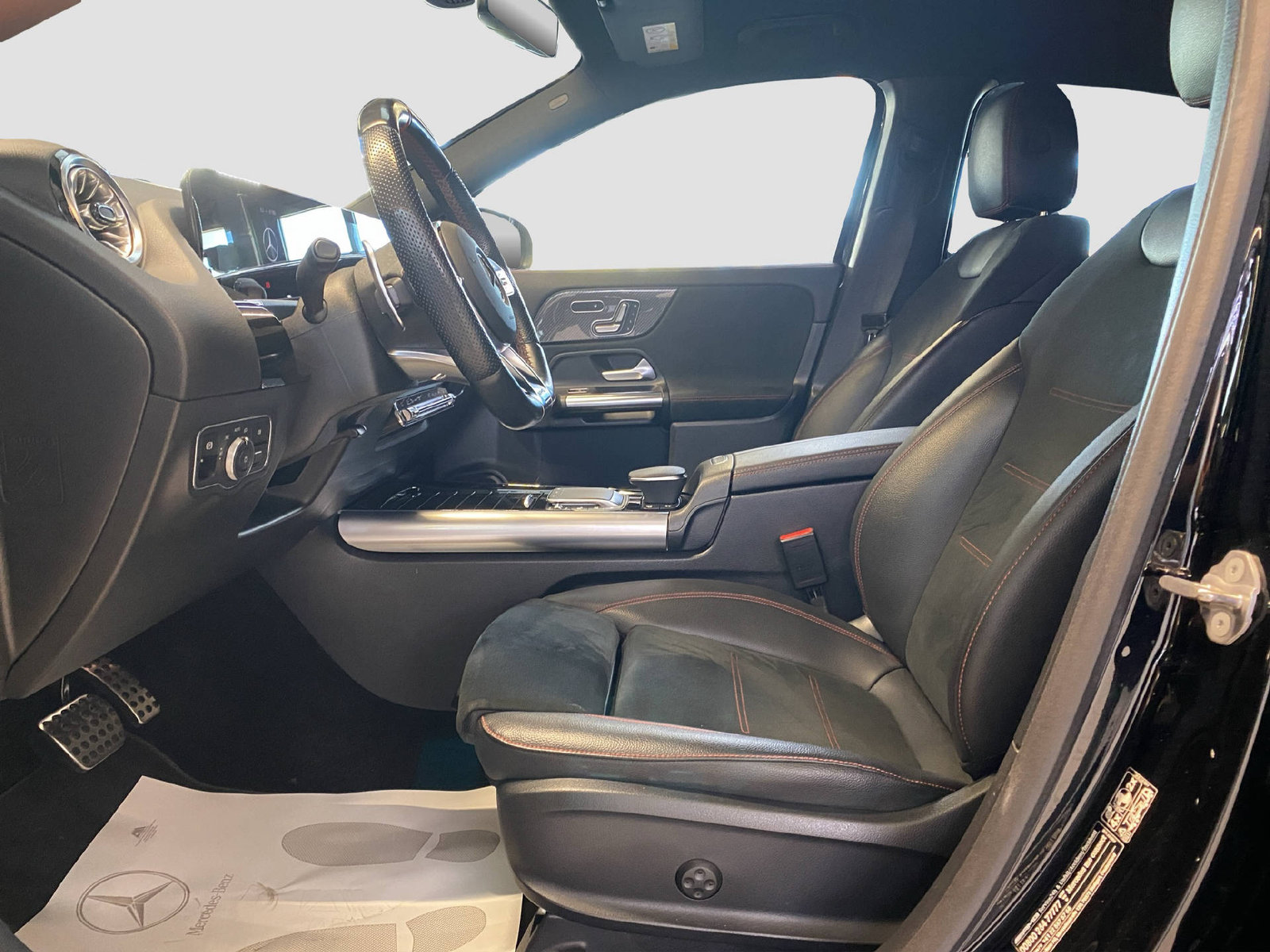 MERCEDES-BENZ GLA 35 AMG 4MATIC, Petrol, Second hand / Used, Automatic - 7