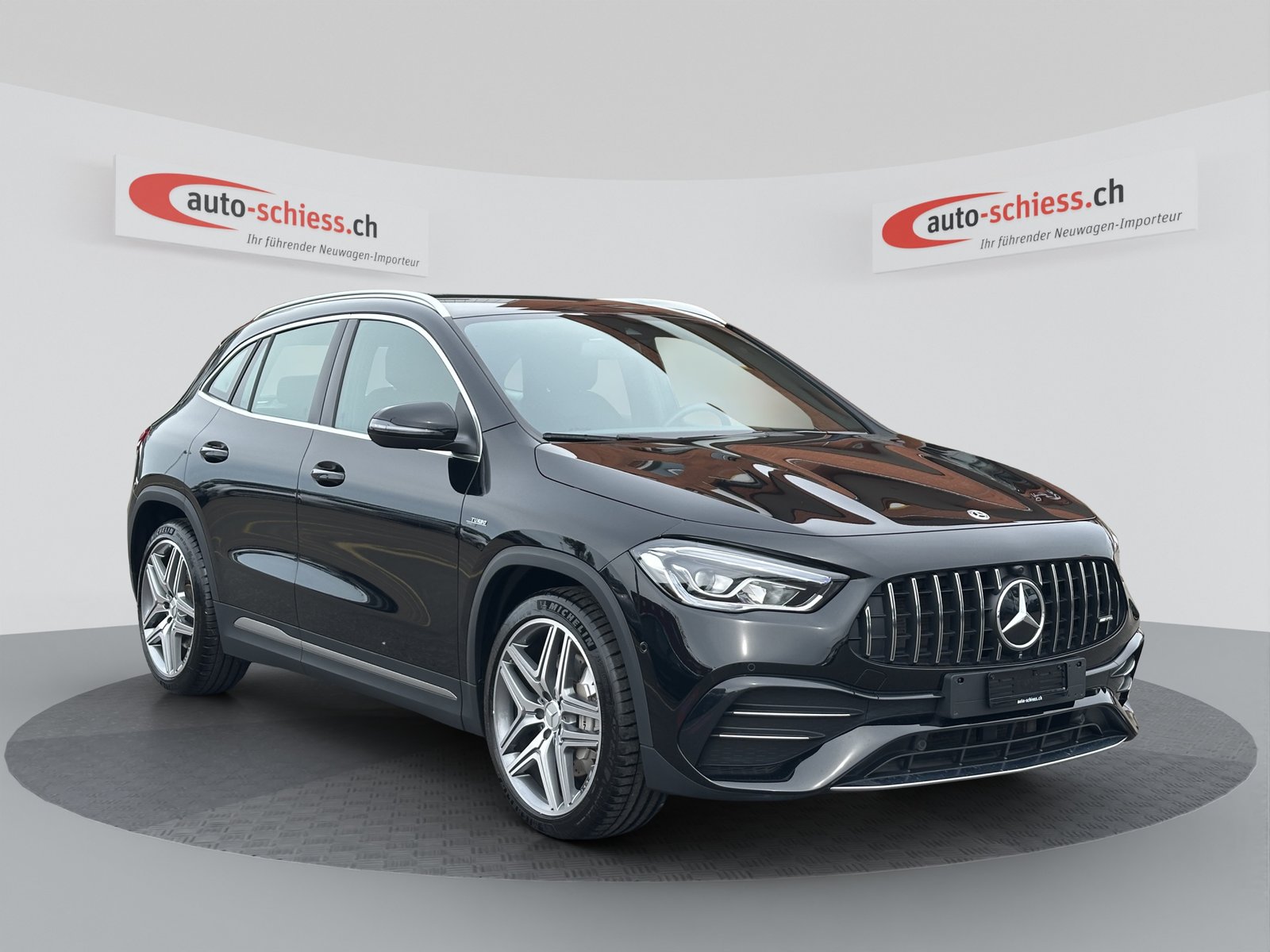 MERCEDES-BENZ GLA 35 AMG 4Matic 8G-Speedshift DCT