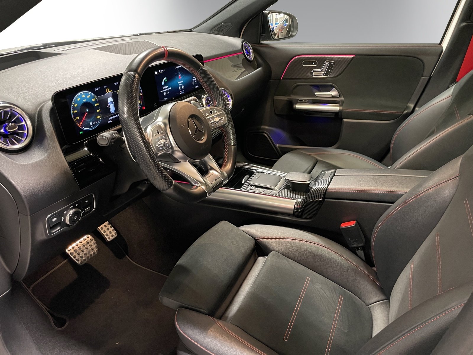 MERCEDES-BENZ GLA 35 AMG 4Matic, Benzin, Occasion / Gebraucht, Automatik - 7
