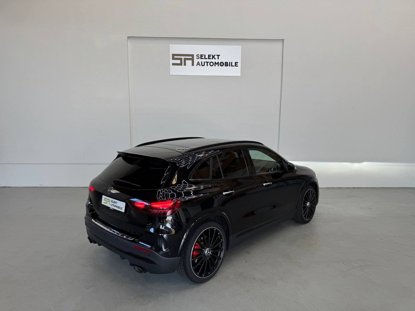 MERCEDES-BENZ GLA AMG 35 4Matic 8G-DCT, Mild-Hybrid Benzin/Elektro, Occasion / Gebraucht, Automatik - 6