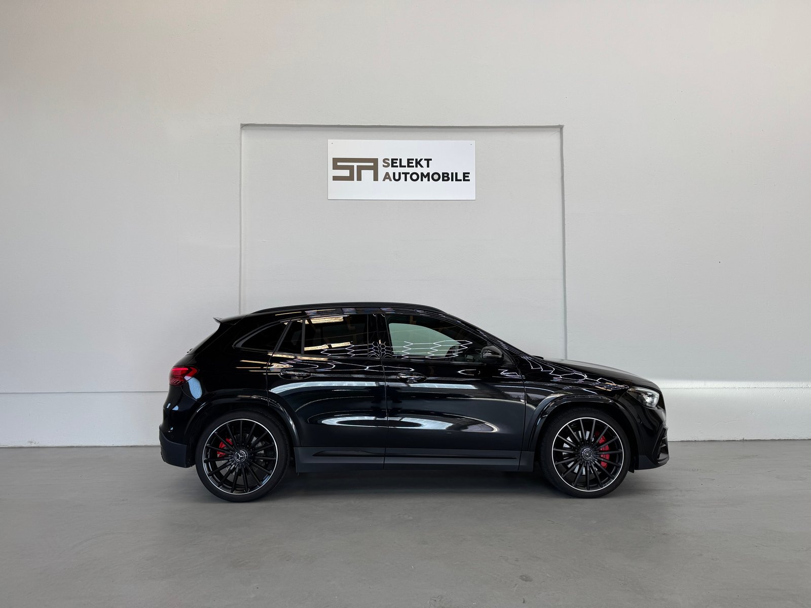 MERCEDES-BENZ GLA AMG 35 4Matic 8G-DCT, Mild-Hybrid Benzin/Elektro, Occasion / Gebraucht, Automatik - 7