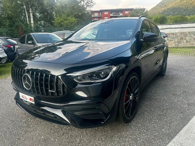 MERCEDES-BENZ GLA 35 AMG 4Matic 8G-Speedshift DCT