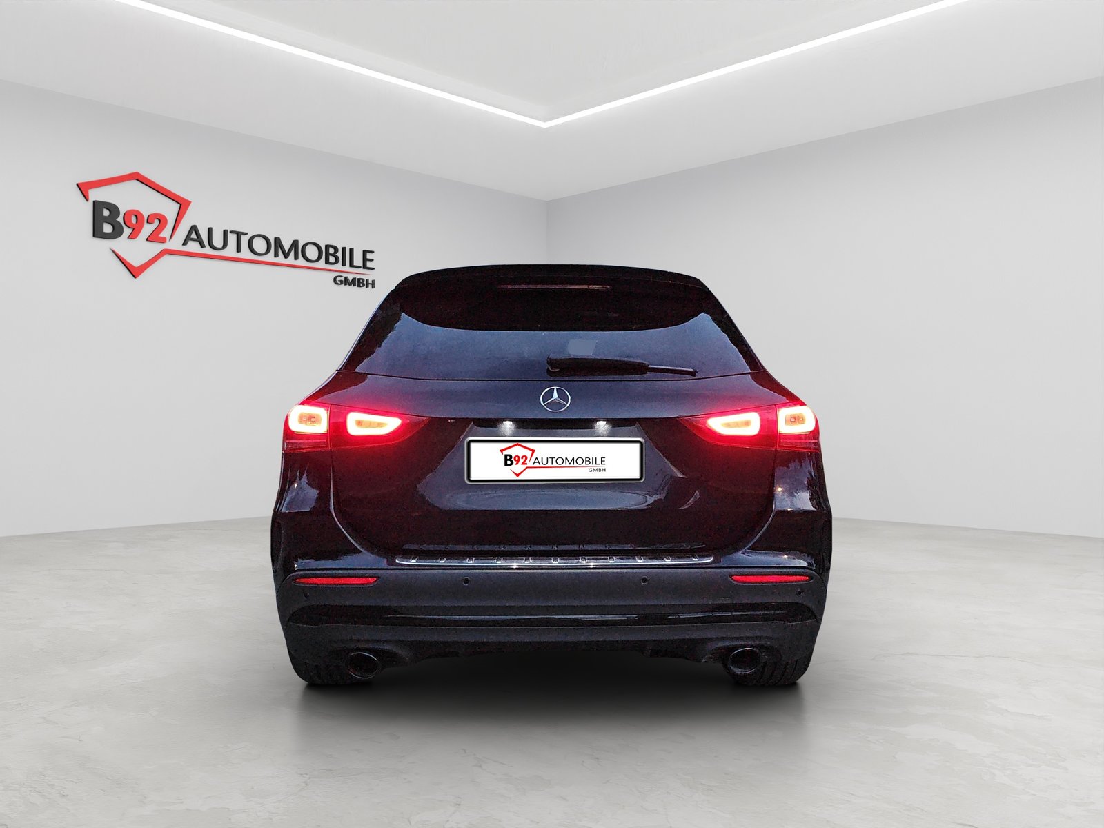 MERCEDES-BENZ GLA 35 AMG 4Matic 8G-Speedshift DCT, Benzin, Occasion / Gebraucht, Automatik - 4