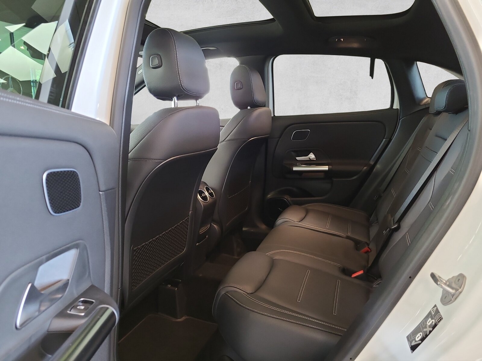 MERCEDES-BENZ GLA 35 AMG 4matic, Benzina, Occasioni / Usate, Automatico - 3