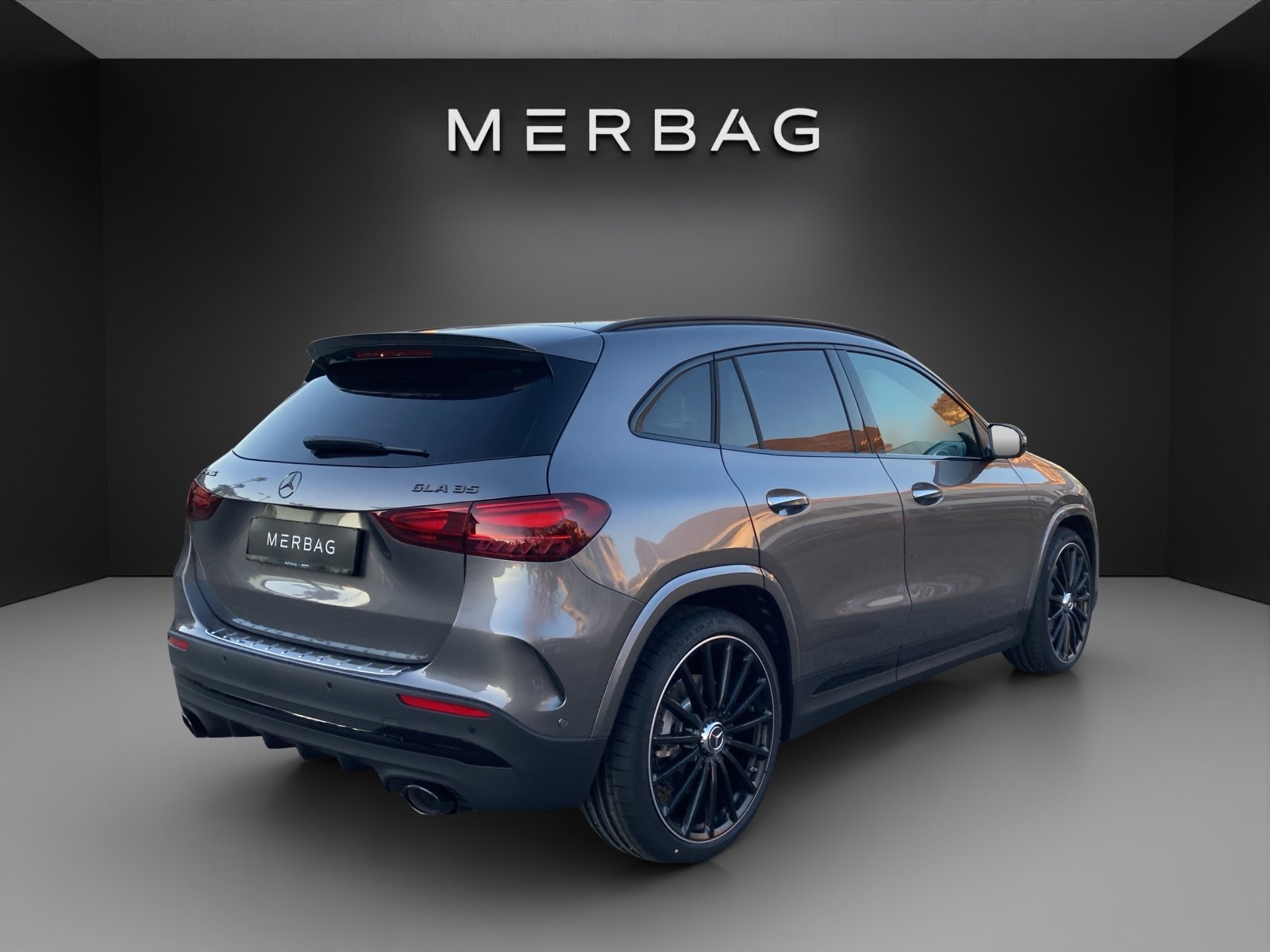 MERCEDES-BENZ GLA AMG 35 4Matic 8G-DCT, Mild-Hybrid Benzin/Elektro, Neuwagen, Automat - 5