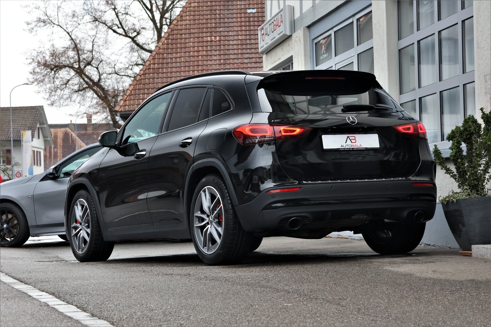 MERCEDES-BENZ GLA 35 AMG 4Matic 8G-Speedshift DCT (CH) + 1.8T AHK, Essence, Occasion / Utilisé, Automatique - 3