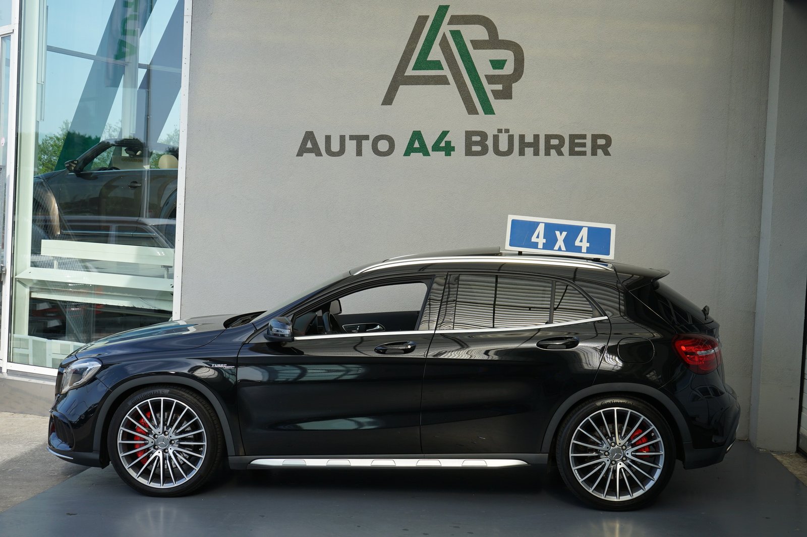 MERCEDES-BENZ GLA 45 AMG 4Matic 381PS