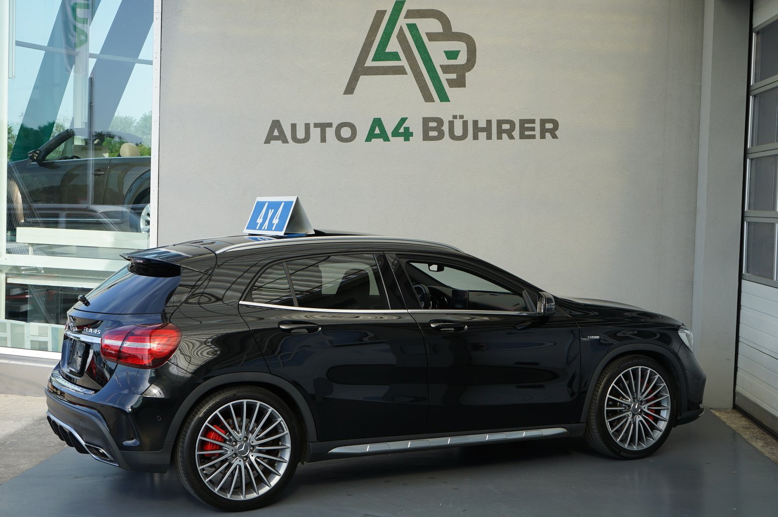MERCEDES-BENZ GLA 45 AMG 4Matic 381PS, Benzin, Occasion / Gebraucht, Automatik - 7