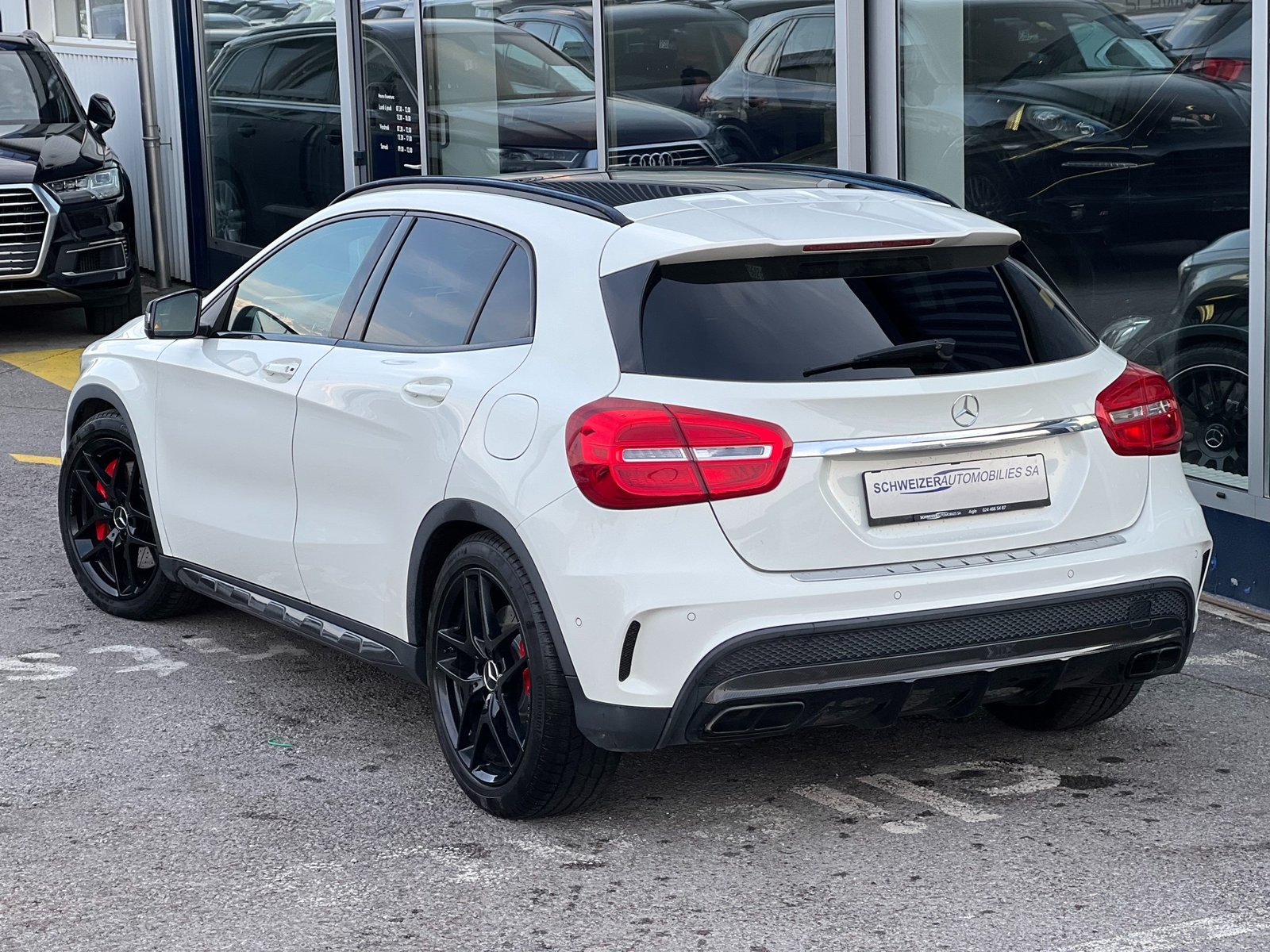 MERCEDES-BENZ GLA 45 AMG 4Matic 7G-DCT, Benzin, Occasion / Gebraucht, Automatik - 6