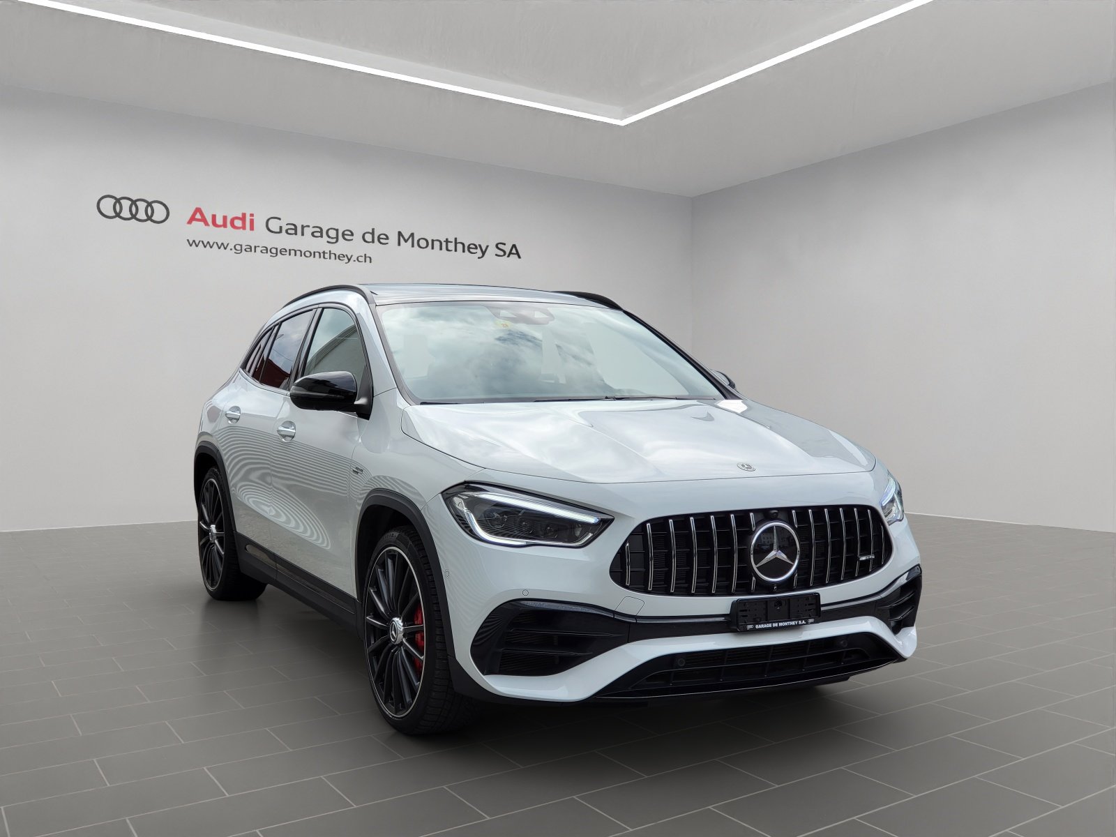 MERCEDES-BENZ GLA 45 S AMG 4Matic+ 8G-Speedshift DCT, Benzin, Occasion / Gebraucht, Automatik - 2