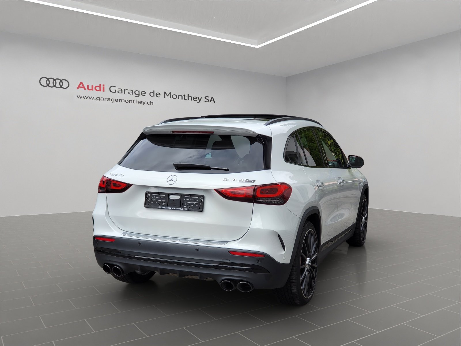 MERCEDES-BENZ GLA 45 S AMG 4Matic+ 8G-Speedshift DCT, Benzin, Occasion / Gebraucht, Automatik - 3