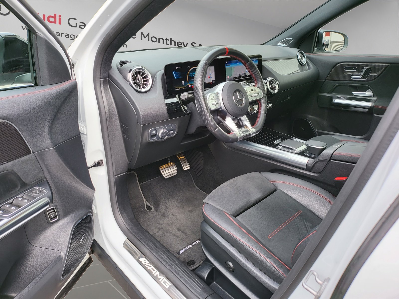 MERCEDES-BENZ GLA 45 S AMG 4Matic+ 8G-Speedshift DCT, Benzin, Occasion / Gebraucht, Automatik - 6