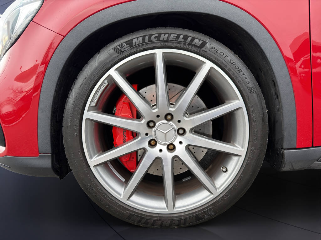 MERCEDES-BENZ GLA 45 AMG 4m, Benzin, Occasion / Gebraucht, Automatik - 7