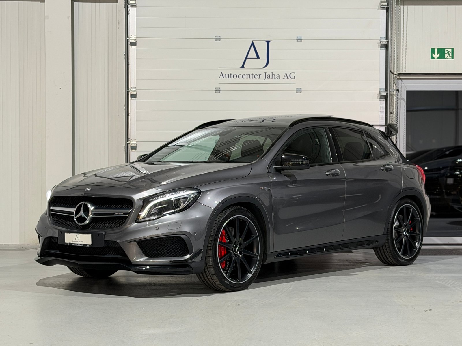 MERCEDES-BENZ GLA 45 AMG 4Matic 7G-DCT Performance Paket, Petrol, Second hand / Used, Automatic - 2